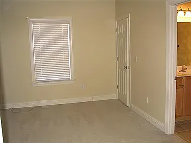 2 bed, 2.5 bath, 1300 sqft, $1,775 — Photo 4