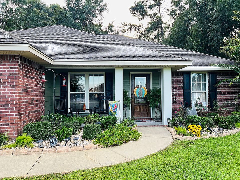 Front of House Exterior