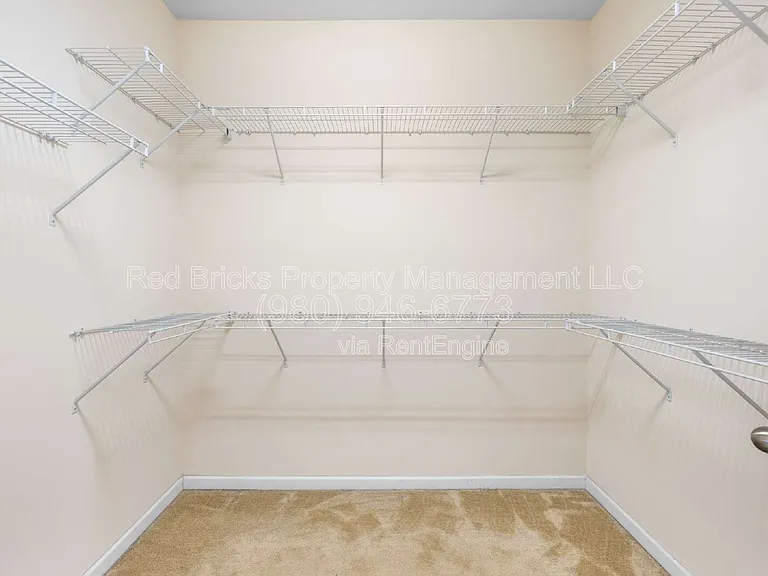 10697 Sky Chase Ave NW — Photo 21