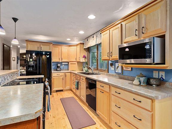 5th image of 962 Westfield Ln