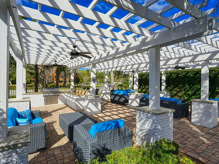 Canopy at Belfort Park — Photo 13