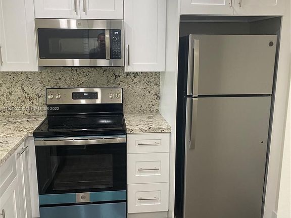 2nd image of 10525 SW 112th Ave APT 303