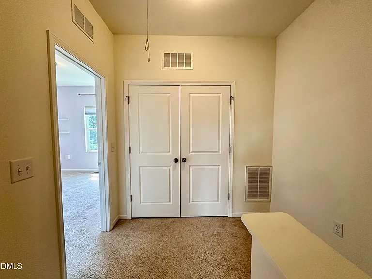 304 Skymont Dr — Photo 27