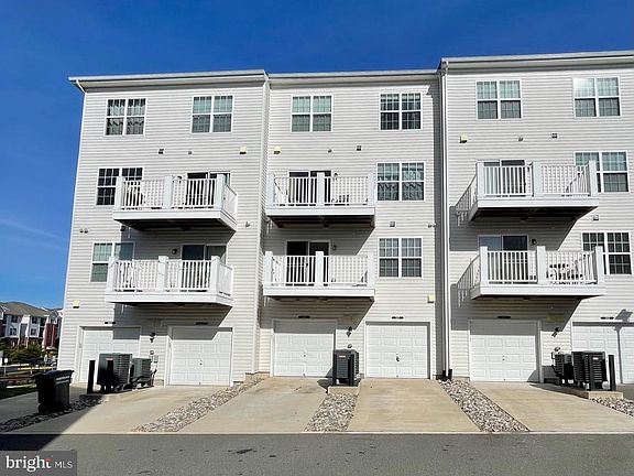 4th image of 3017 Chesapeake Dr
