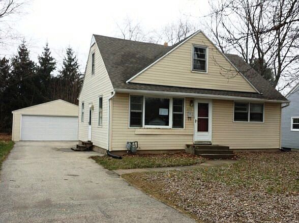 1st image of 2231 Arizona Ave