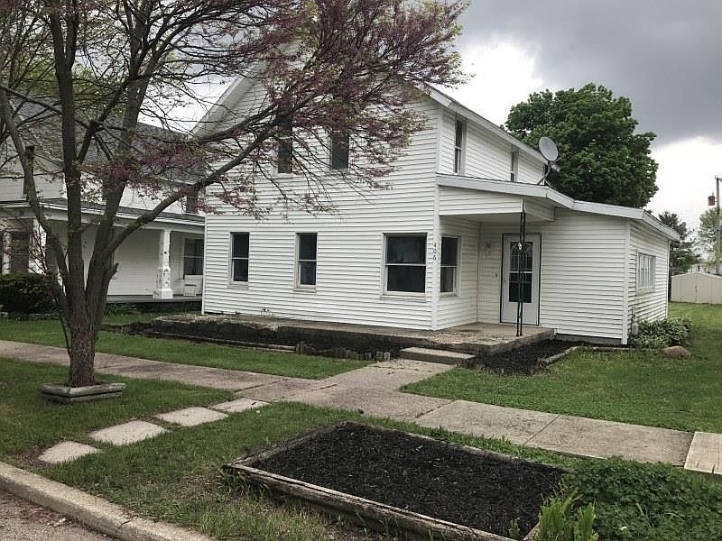 2nd image of 406 N Broadway St