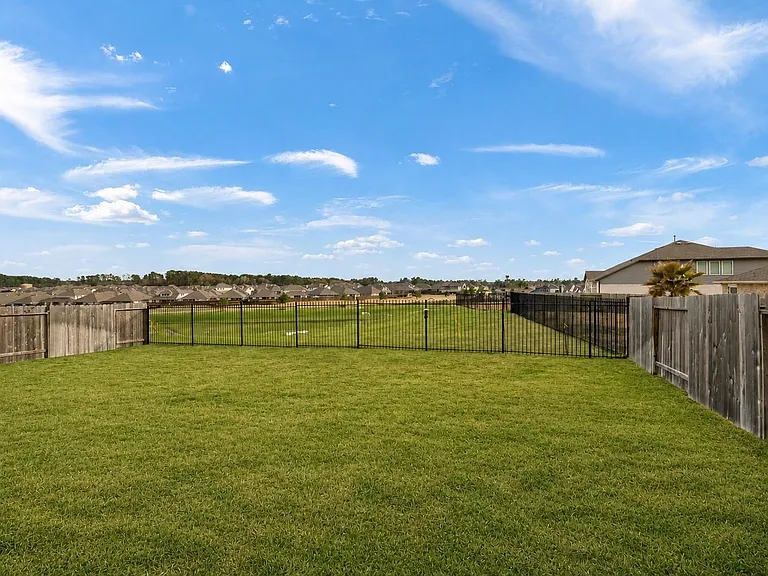 1259 Tilia Creek Ln — Photo 34