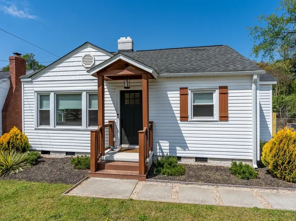 108 Parkins Mill Rd, Greenville, SC 29607