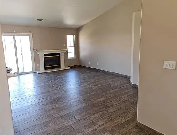 2625 Sillano Dr — Photo 2