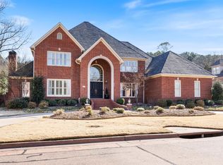 17 Hickory Creek Dr, Little Rock, AR 72212