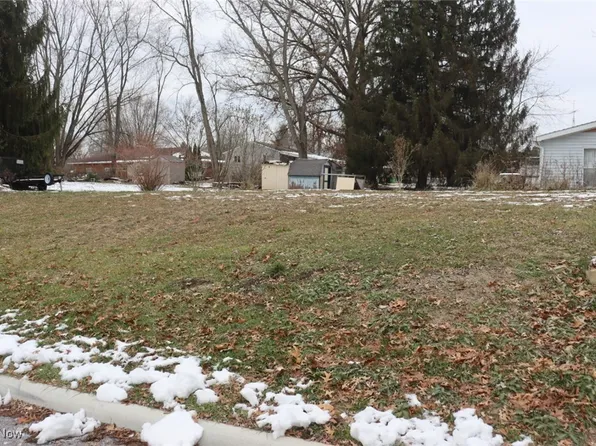 223 20th St SE, Massillon, OH 44646