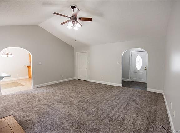 4th image of 122 Nathaniel Gracie Dr #19