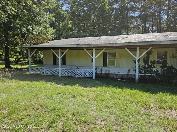 1023 Highland Dr, Summit, MS 39666
