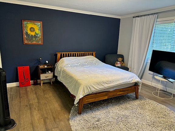 4th image of 14333 Saratoga Ave