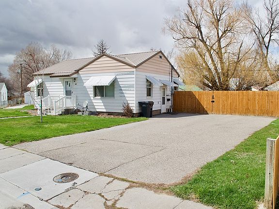4th image of 105 Sunset Dr