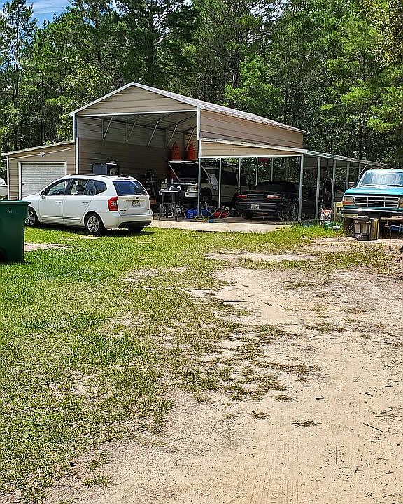 2nd image of 4240 Edge Perry Rd