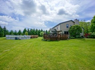 W300N8814 County Rd E, Hartland, WI 53029