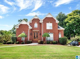 165 Cluster Springs Cir, Gardendale, AL 35071