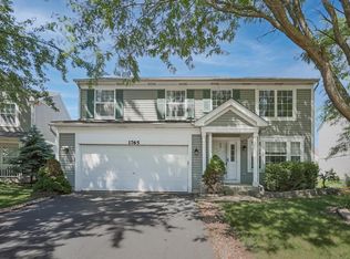 1765 Melbourne Ln, Aurora, IL 60503