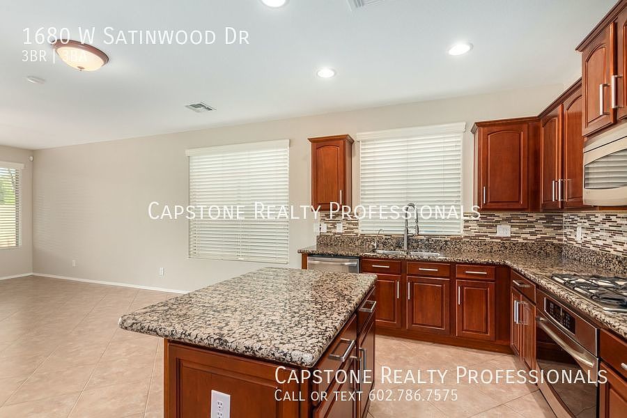 1st image of 1680 W Satinwood Dr