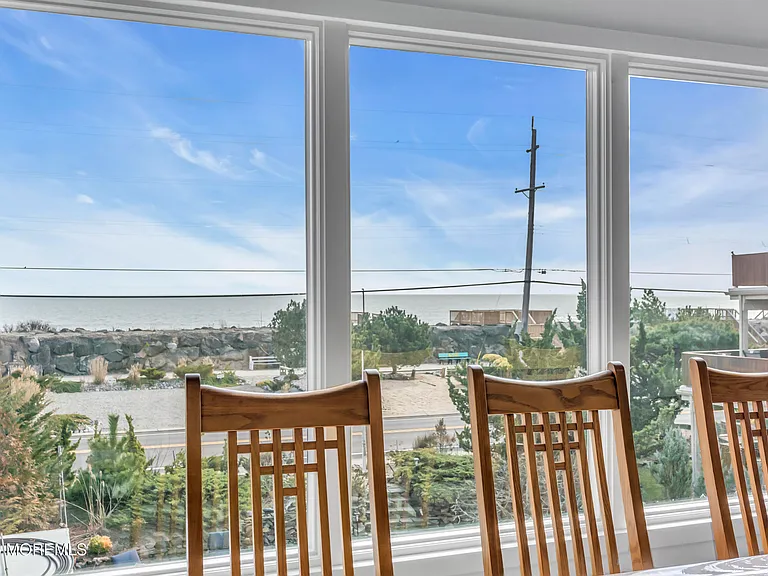 492 Ocean Ave — Photo 15