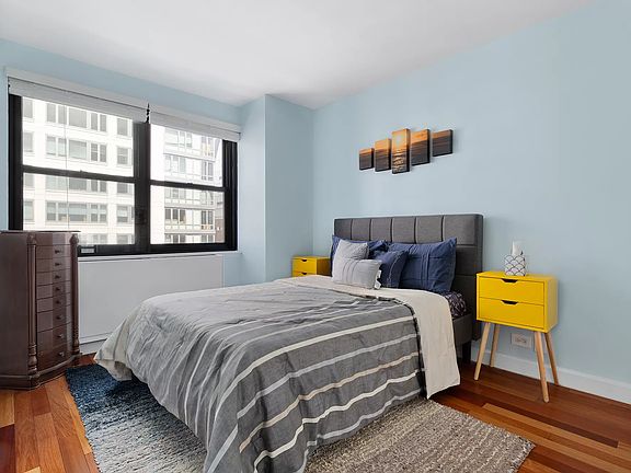5th image of 200 E 24th St APT 804