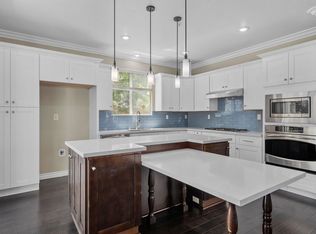 14253 Sapphire Hill Ln, Chino Hills, CA 91709