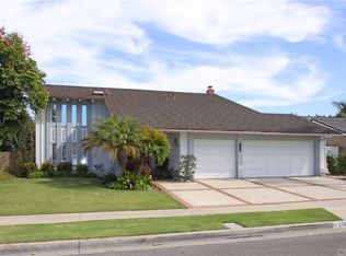 2784 Bluebird Cir, Costa Mesa, CA 92626