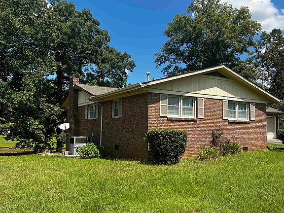 2nd image of 1235 Sheffield Cir