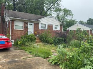 3205 Hewitt St, Falls Church, VA 22042
