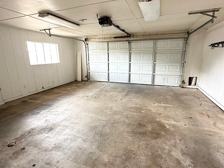 103 Carolyn Dr — Photo 8