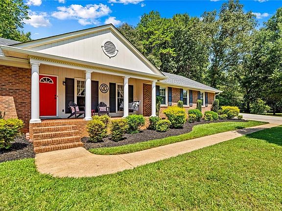 5th image of 140 Spicewood Ln