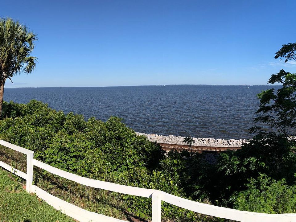 1st image of 600 Scenic Highway 121