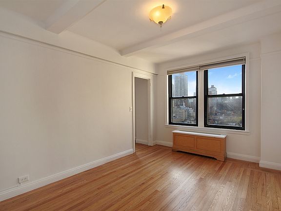 2nd image of 308 E 79th St APT 14H