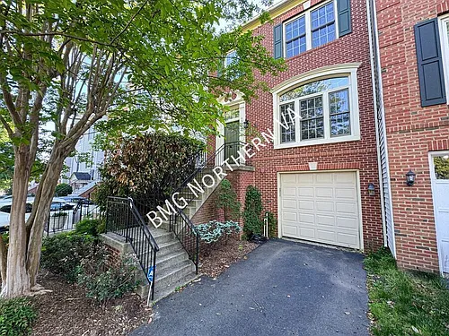 43003 Golf View Dr Photo 1