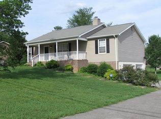 4308 W Beaver Creek Dr, Powell, TN 37849