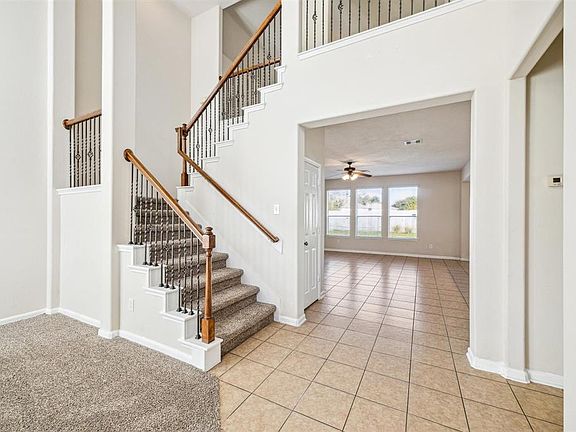 5th image of 4718 Kleinway Dr