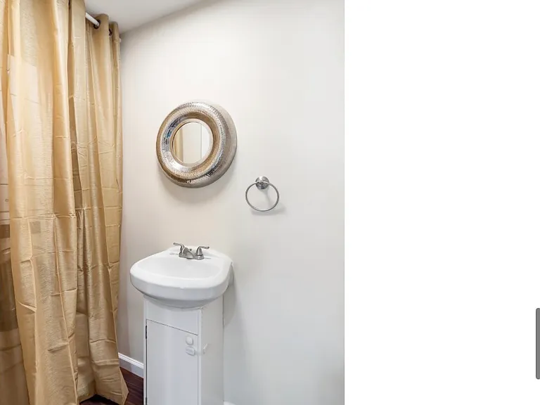 226 Louis St #1 — Photo 9