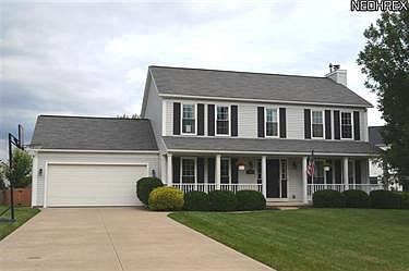 1st image of 327 Meadowcreek Dr