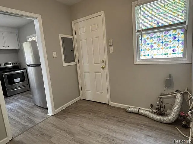 29618 Grandview St — Photo 9