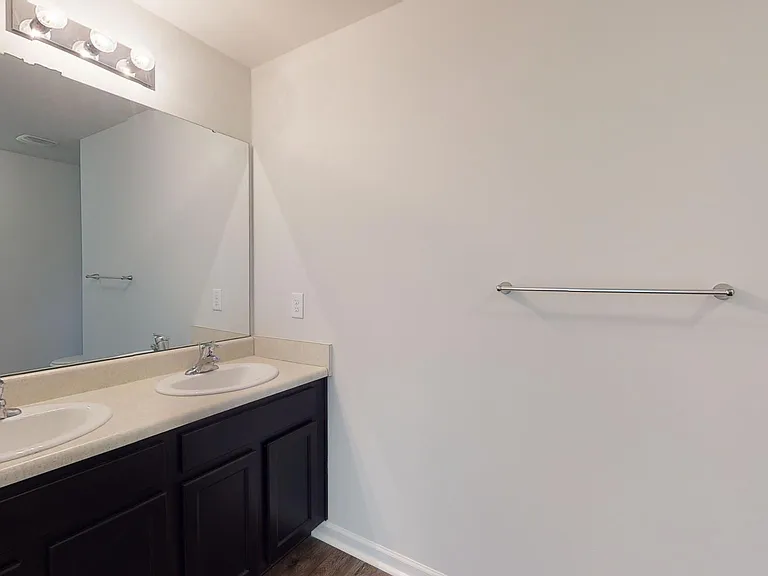 129 Maple Tree Ln — Photo 10