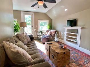 16 Oakview Ter #3, Jamaica Plain, MA 02130