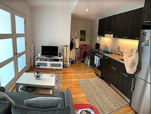 2nd image of 156 Meserole St #402