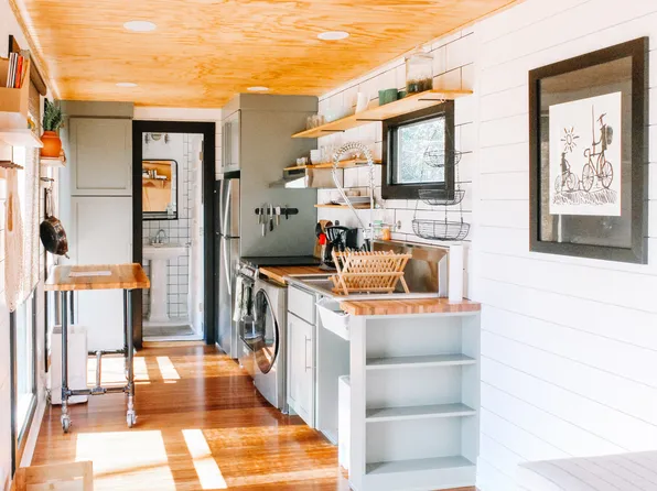 1220 Daladams St, Raleigh, NC 27603