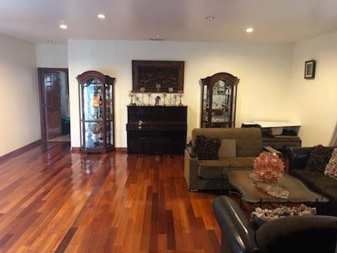 3rd image of 8131 Laurelgrove Ave