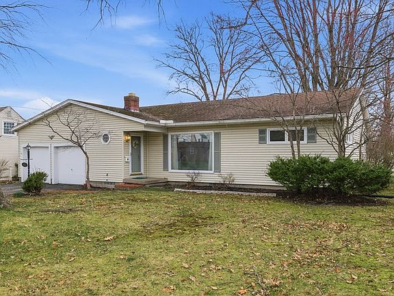 2nd image of 1021 Jackson Dr