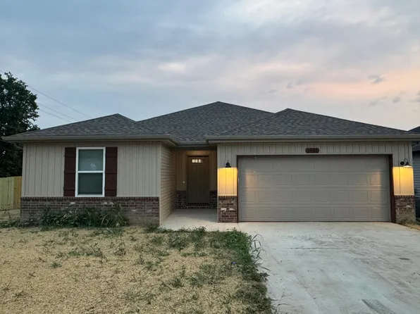 3498 N Ohara Ave, Springfield, MO 65803