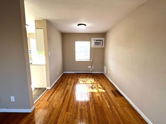 3rd image of 301 Dogwood Ln #2B-1BA