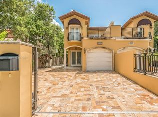 3065 Allamanda St, Miami, FL 33133