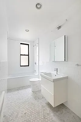 Rented by NOVO Living LLC | media 4